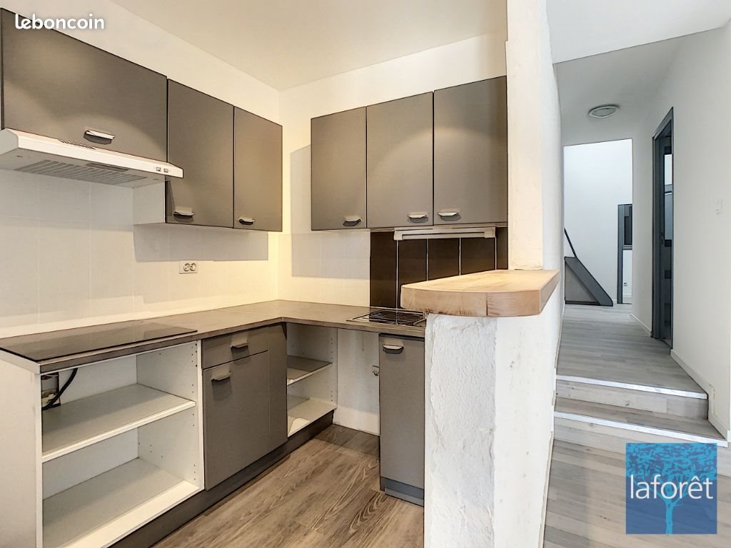 Appartement à louer, 61m², Millas