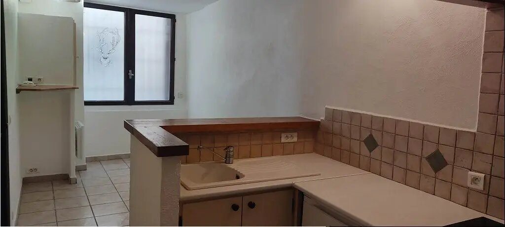 Appartement à louer, 16m², Bagnols-sur-Cèze