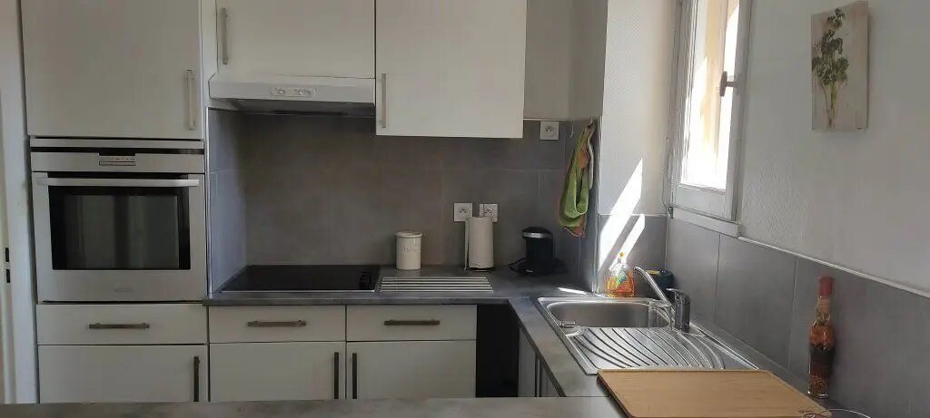 Appartement à louer, 25m², Bagnols-sur-Cèze