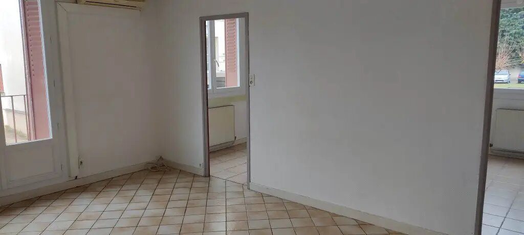 Appartement à louer, 57m², Bagnols-sur-Cèze