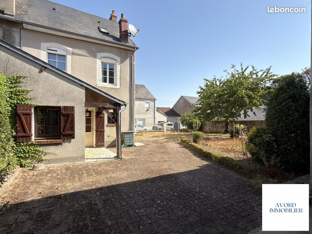 Maison à vendre, 109m², Avord