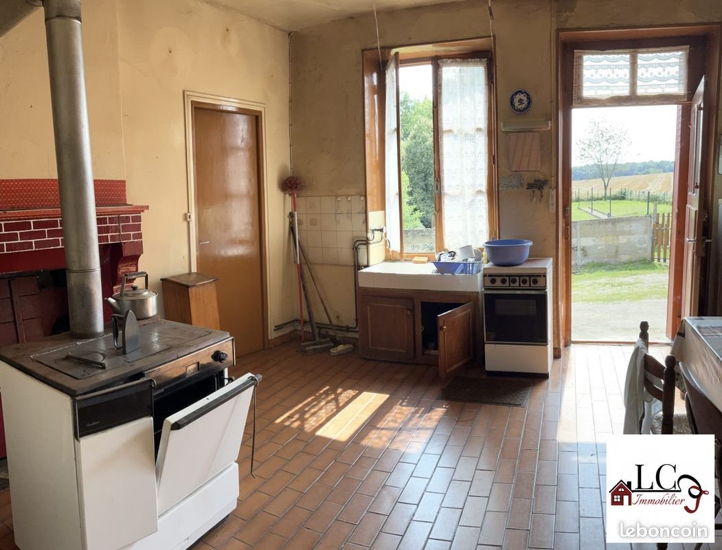 Maison à vendre, 91m², Beaumont-la-Ferrière