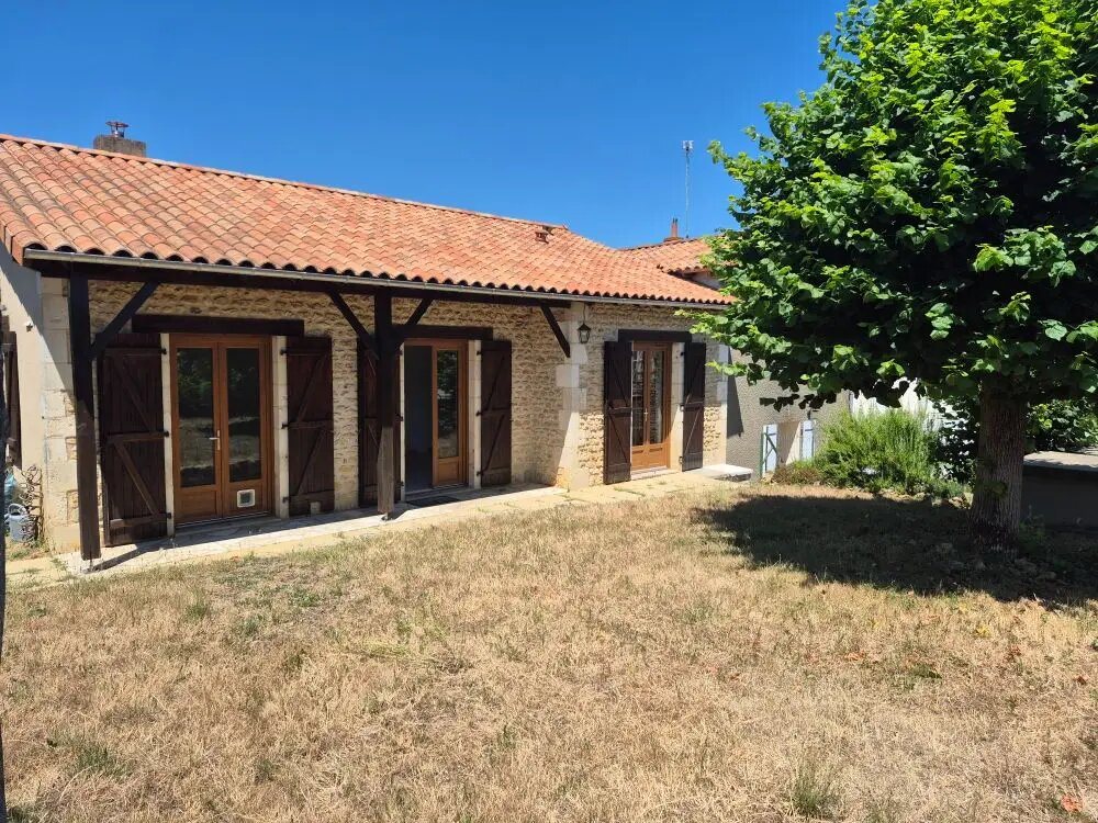 Maison à louer, 110m², Smarves