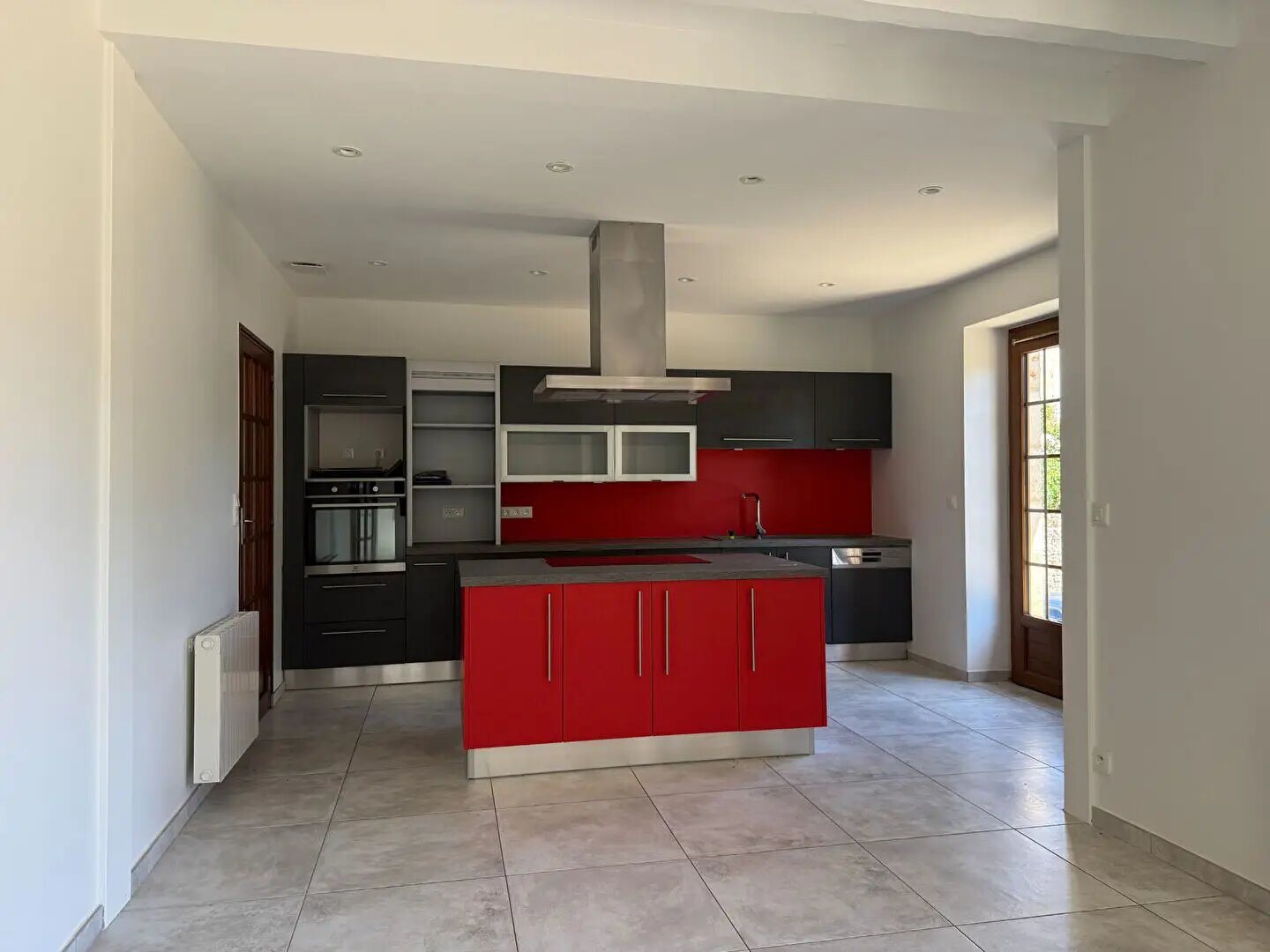Maison à louer, 110m², Smarves