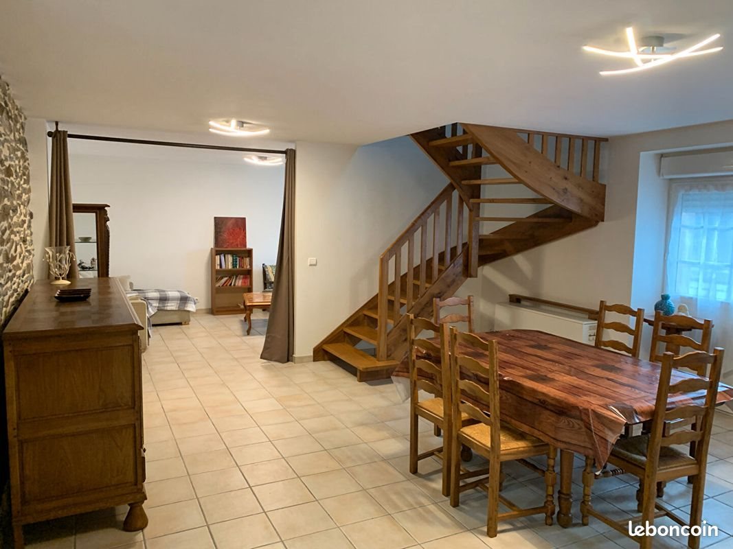 Maison à louer, 84m², Carhaix-Plouguer