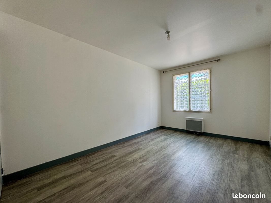 Appartement à louer, 53m², Pleyben