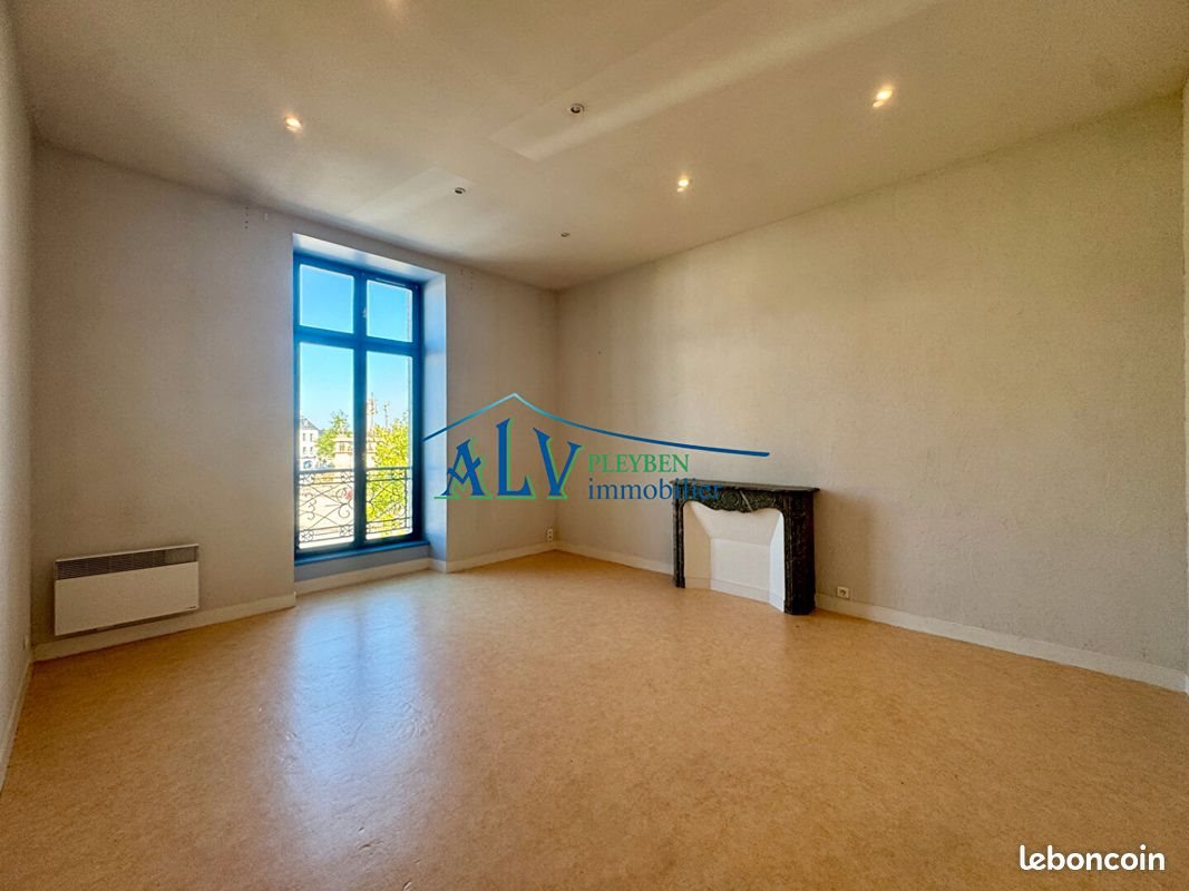 Appartement à louer, 90m², Pleyben