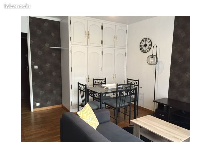 Appartement à louer, 40m², Paron