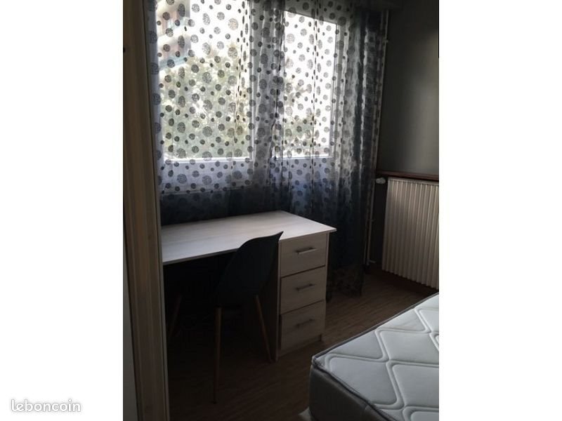 Appartement à louer, 40m², Paron