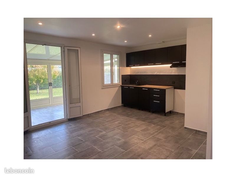 Maison à louer, 80m², Véron