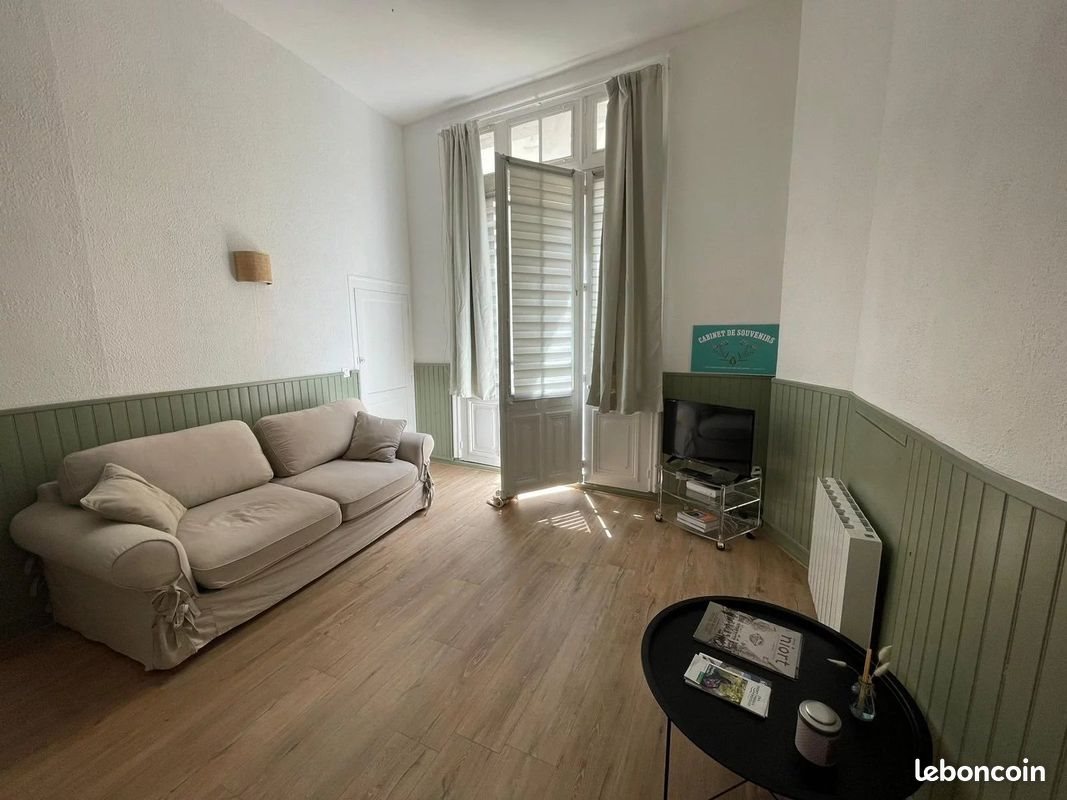 Appartement à louer, 25m², Niort