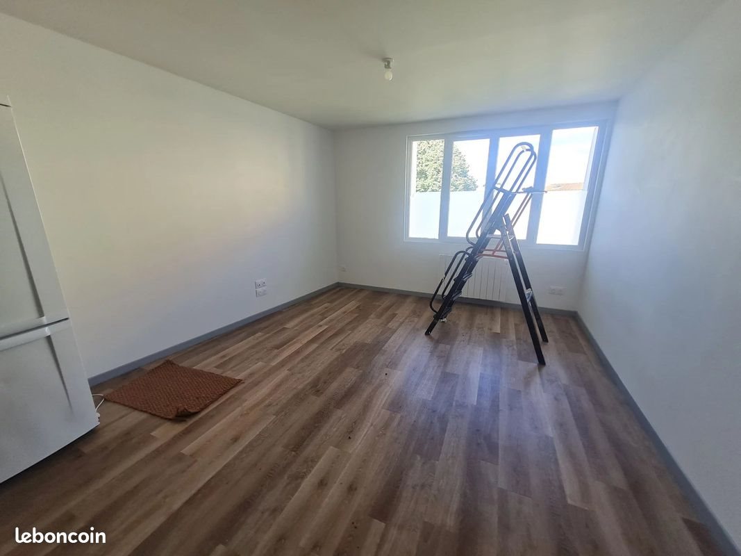 Appartement à louer, 38m², Niort