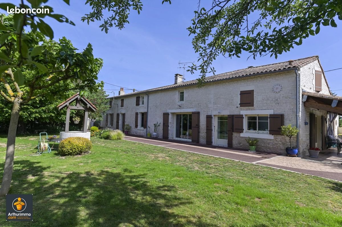 Maison à vendre, 292m², Vallans