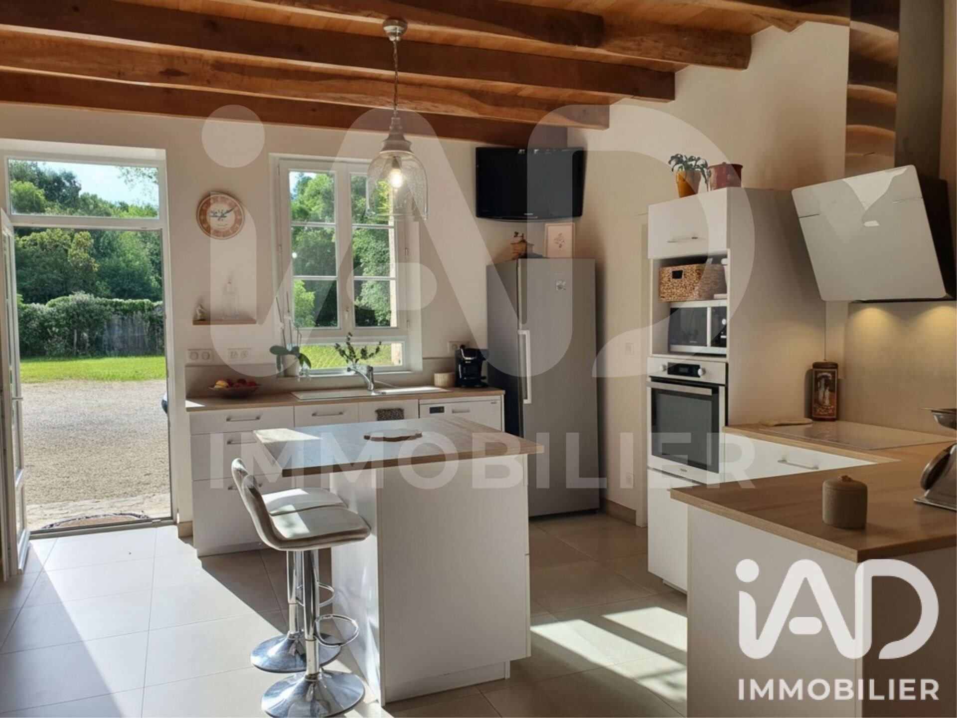 Maison à vendre, 136m², Chasseneuil-sur-Bonnieure