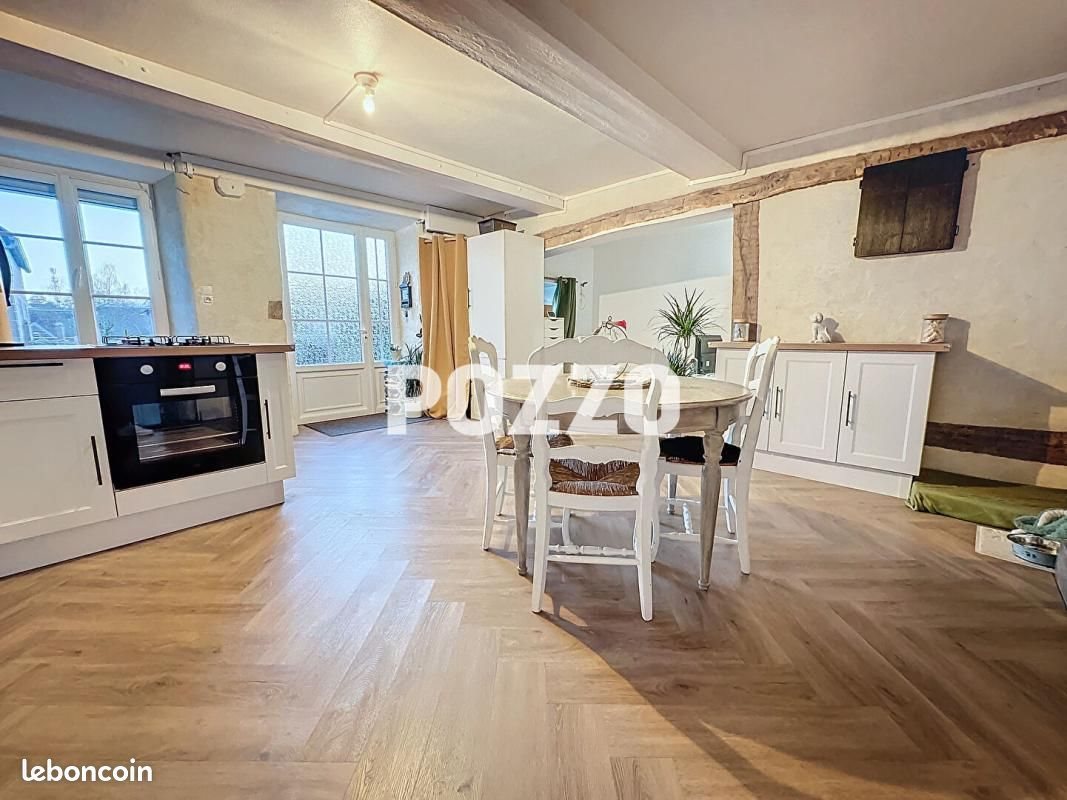 Maison à vendre, 71m², Barenton