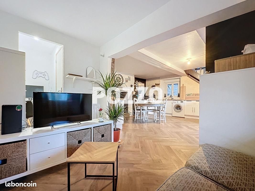 Maison à vendre, 71m², Barenton