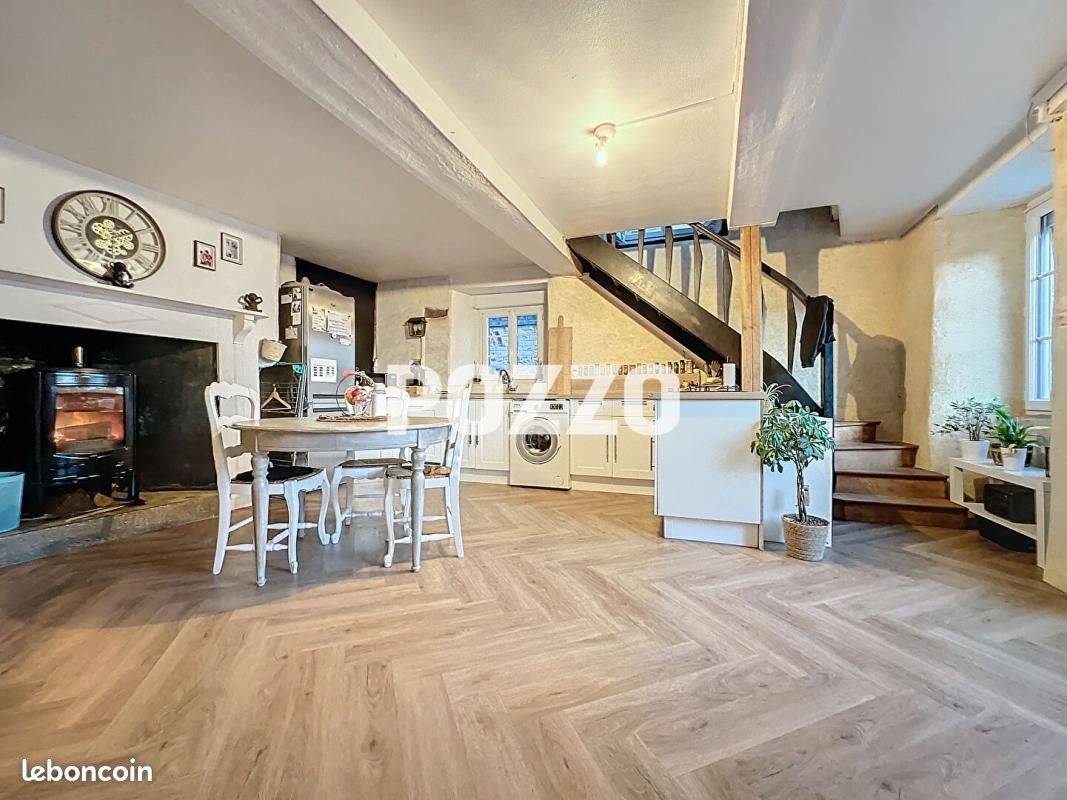 Maison à vendre, 71m², Barenton