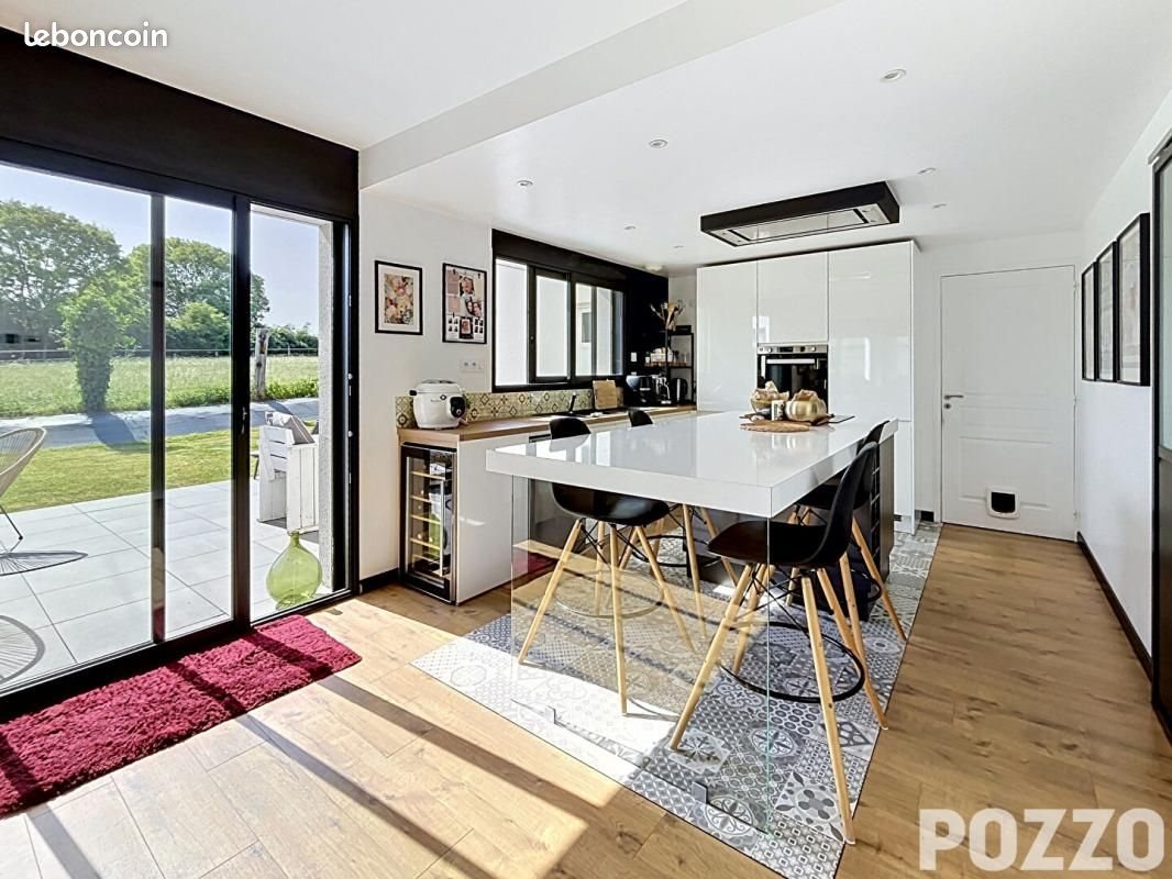 Maison à vendre, 130m², Vains