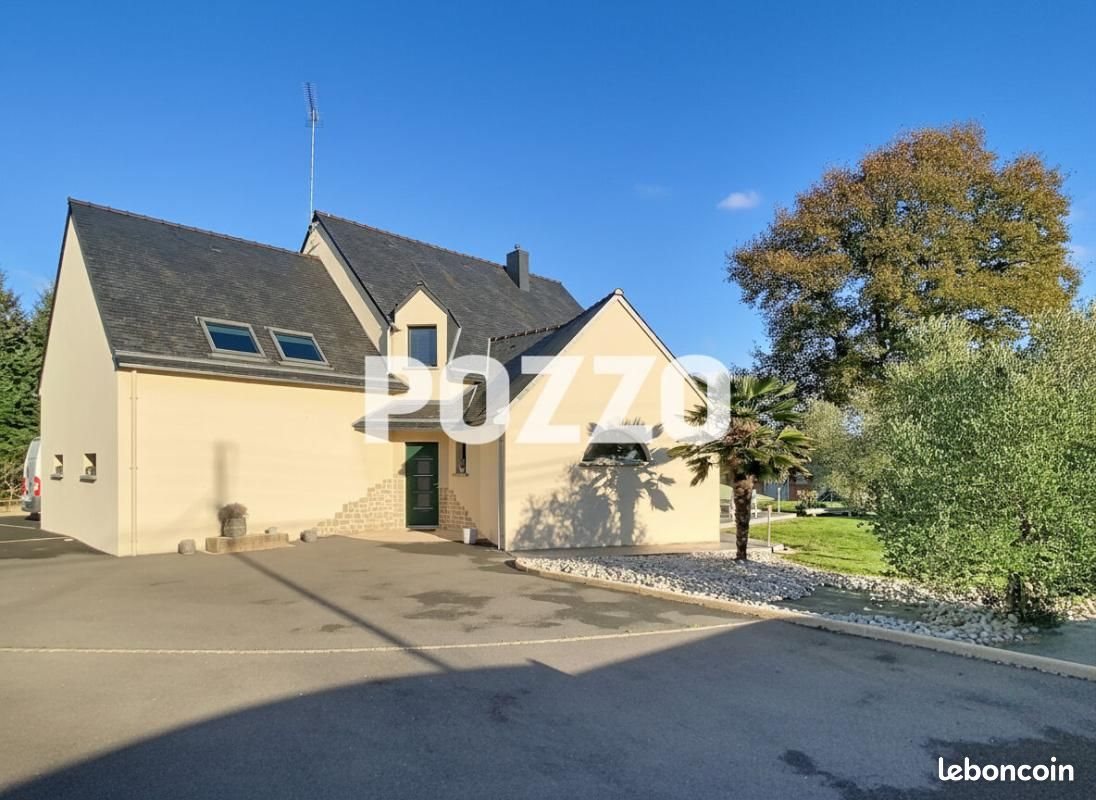 Maison à vendre, 250m², Val-Couesnon