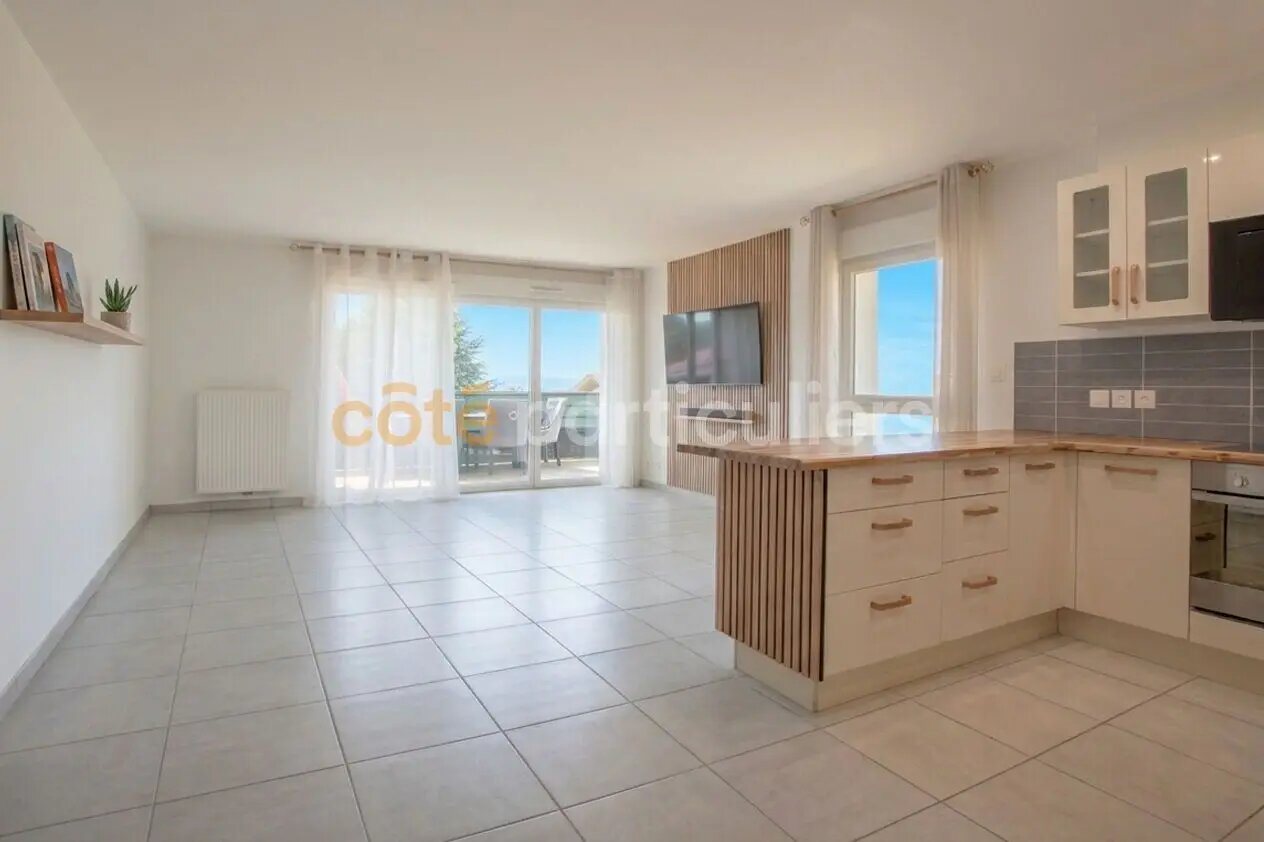 Appartement à vendre, 65m², Saint-Cergues