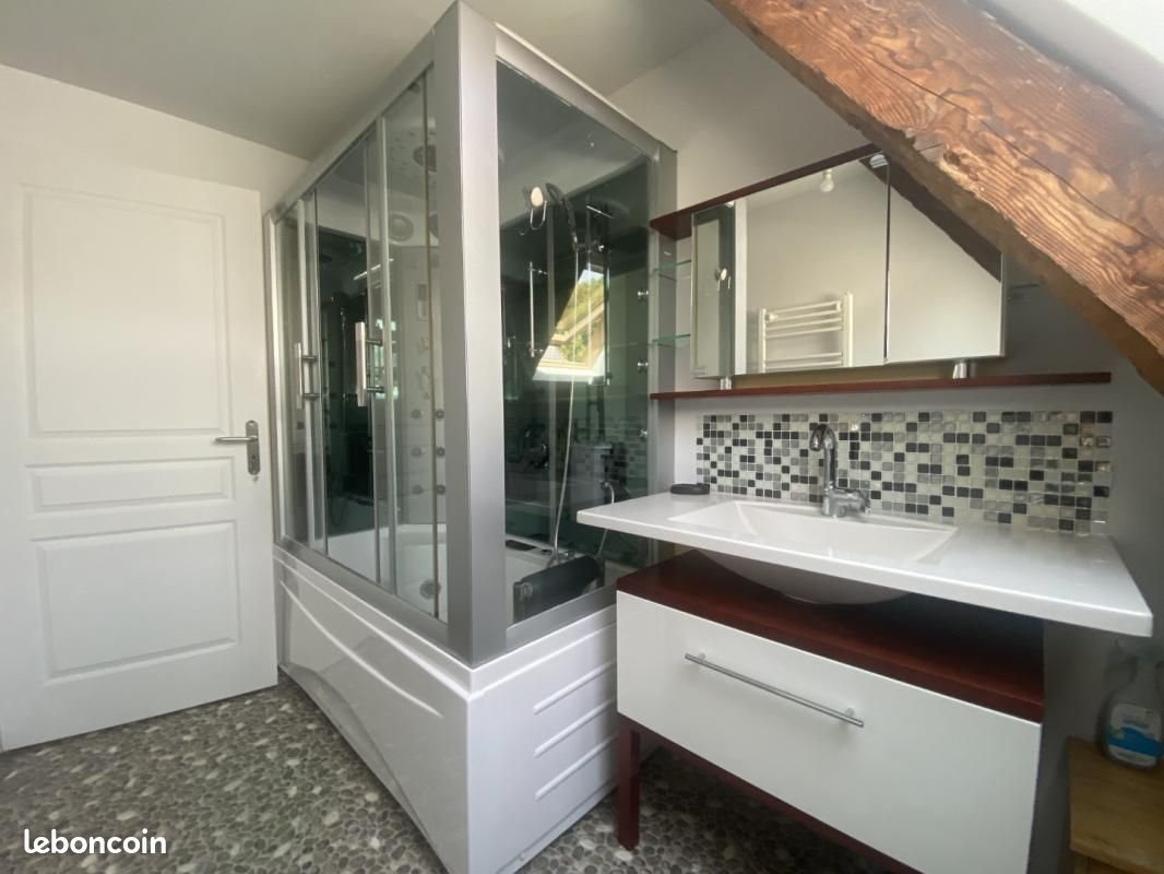 Appartement à louer, 35m², Saint-Jeoire-Prieuré