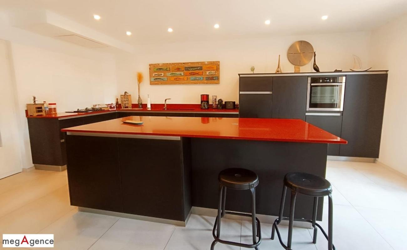 Maison à vendre, 230m², Saint-Maixant