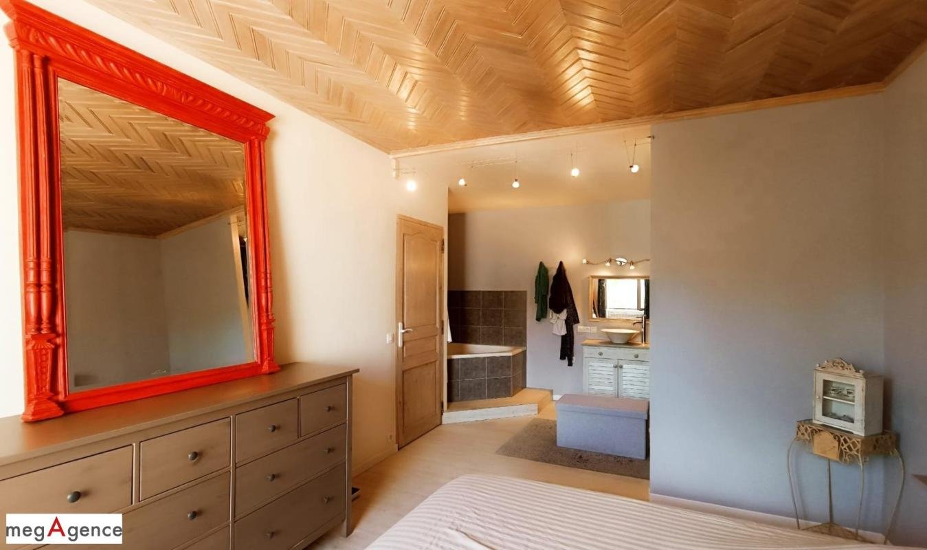 Maison à vendre, 230m², Saint-Maixant