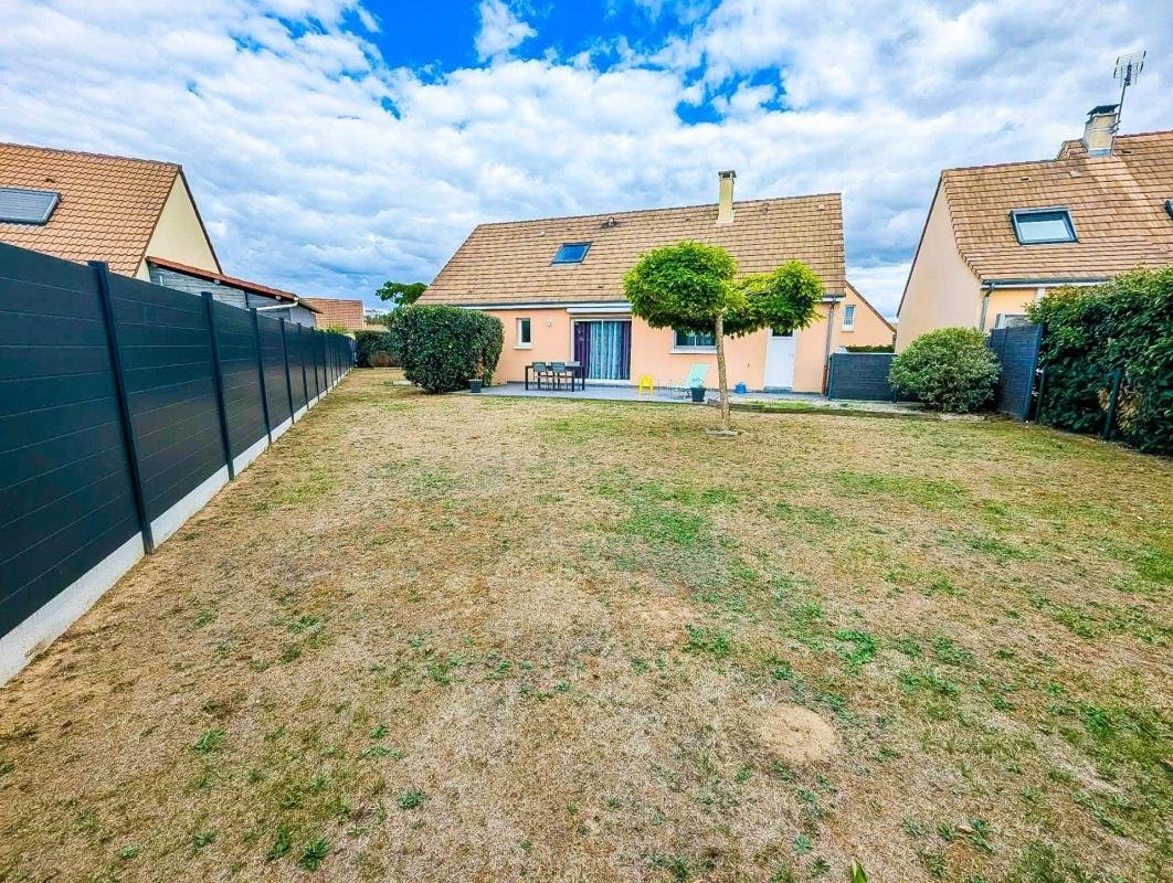 Maison à vendre, 120m², Guécélard