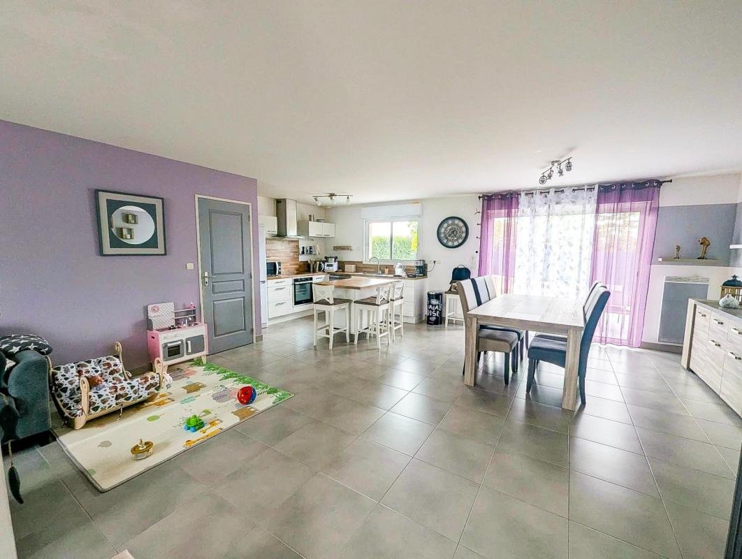 Maison à vendre, 120m², Guécélard