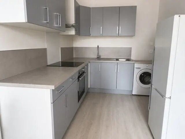 Appartement à louer, 39m², Rochefort