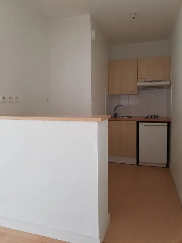 Appartement à louer, 57m², Rochefort