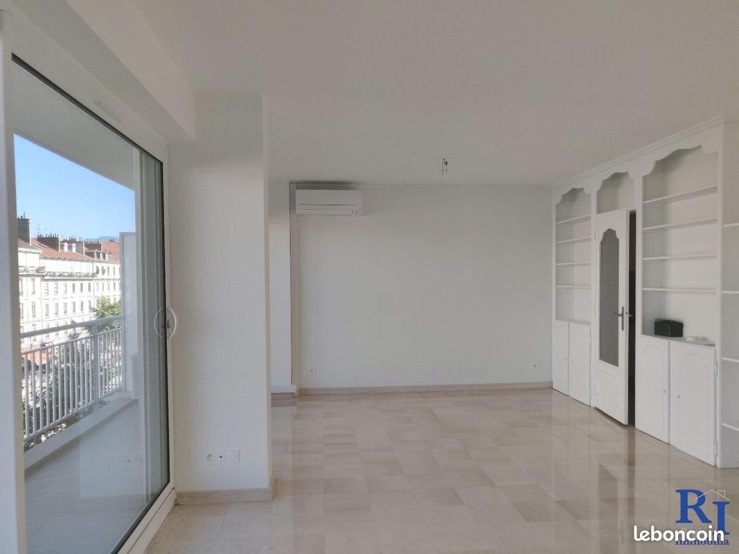 Appartement à louer, 66m², Grenoble