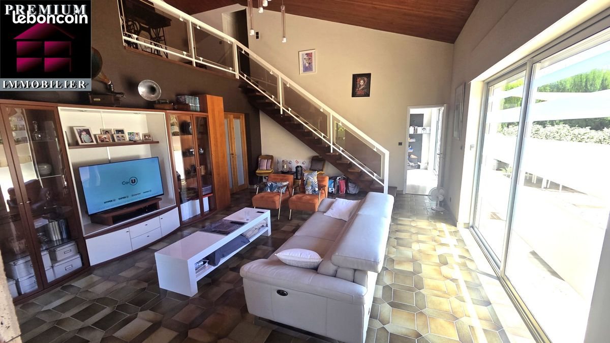 Maison à vendre, 133m², Saint-Estève