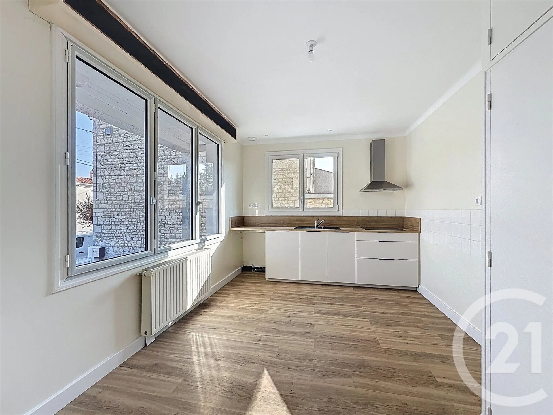 Maison à louer, 81m², Luçon