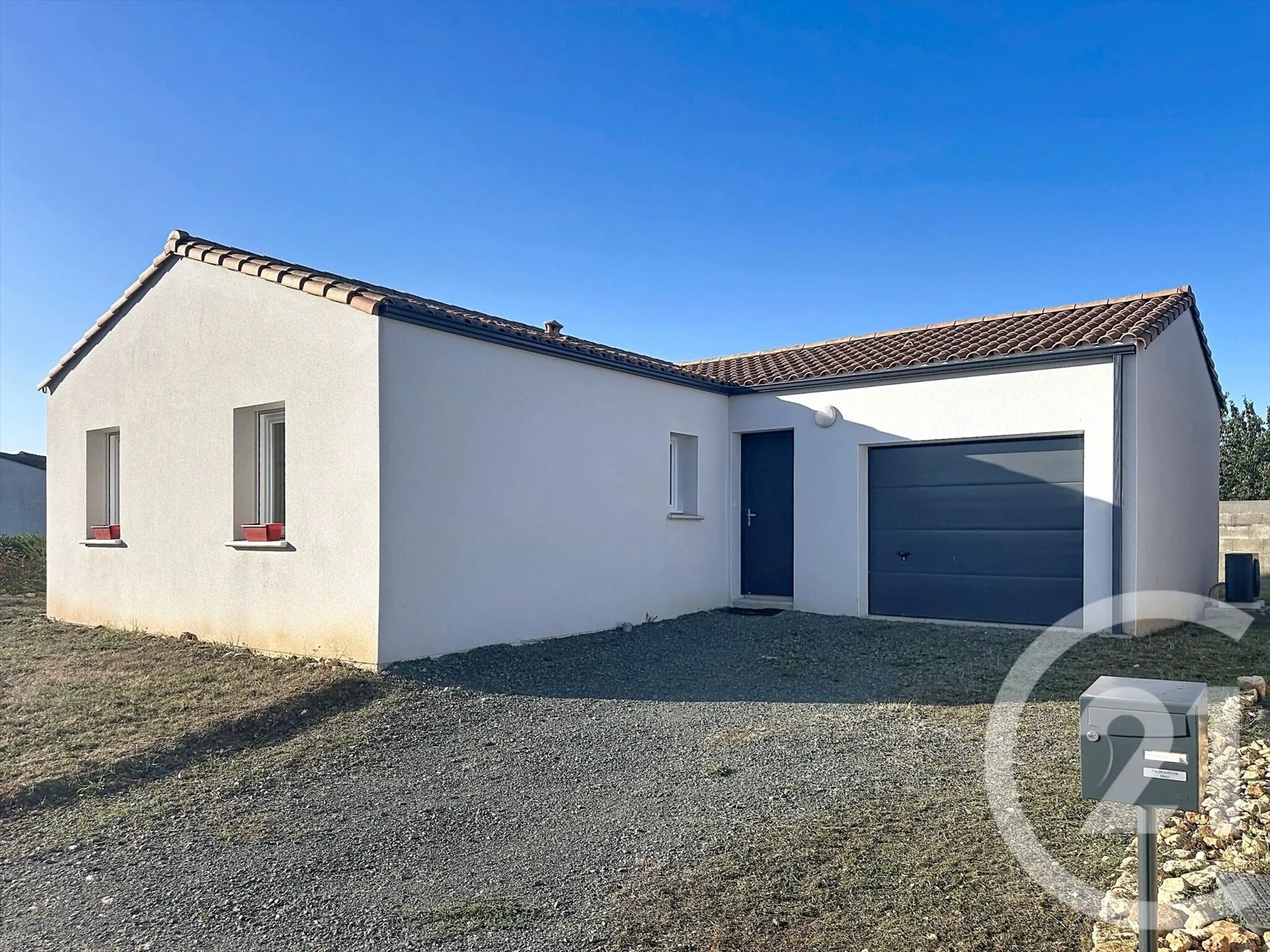 Maison à vendre, 69m², Sainte-Gemme-la-Plaine