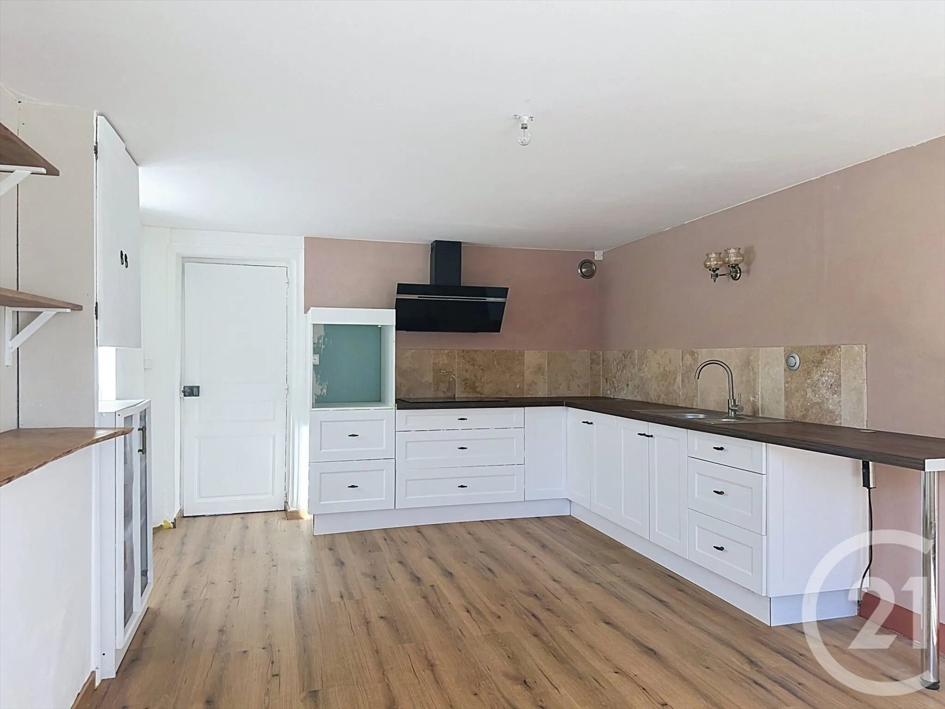 Maison à louer, 137m², Les Magnils-Reigniers