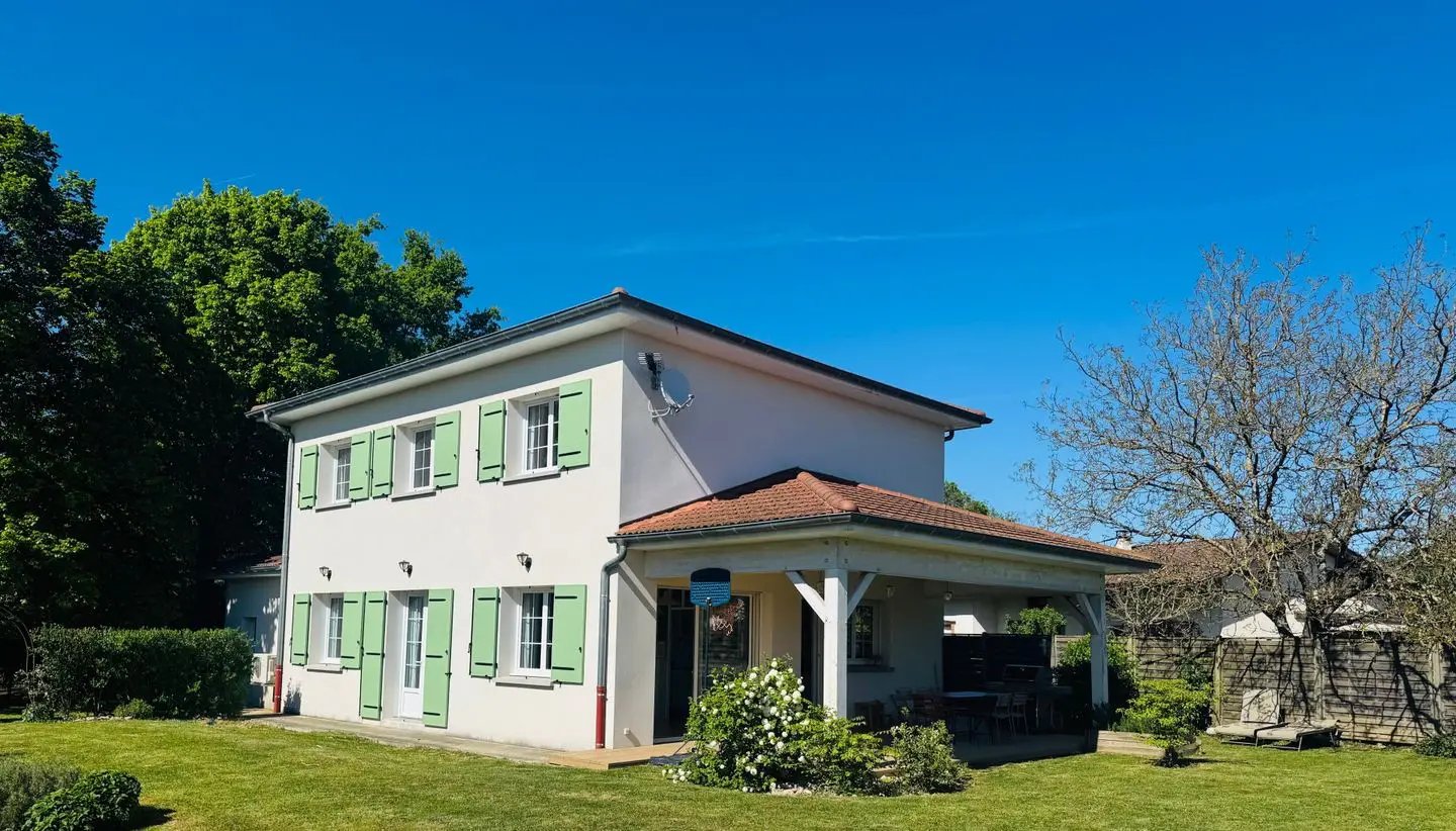 Maison à vendre, 158m², Montagnat