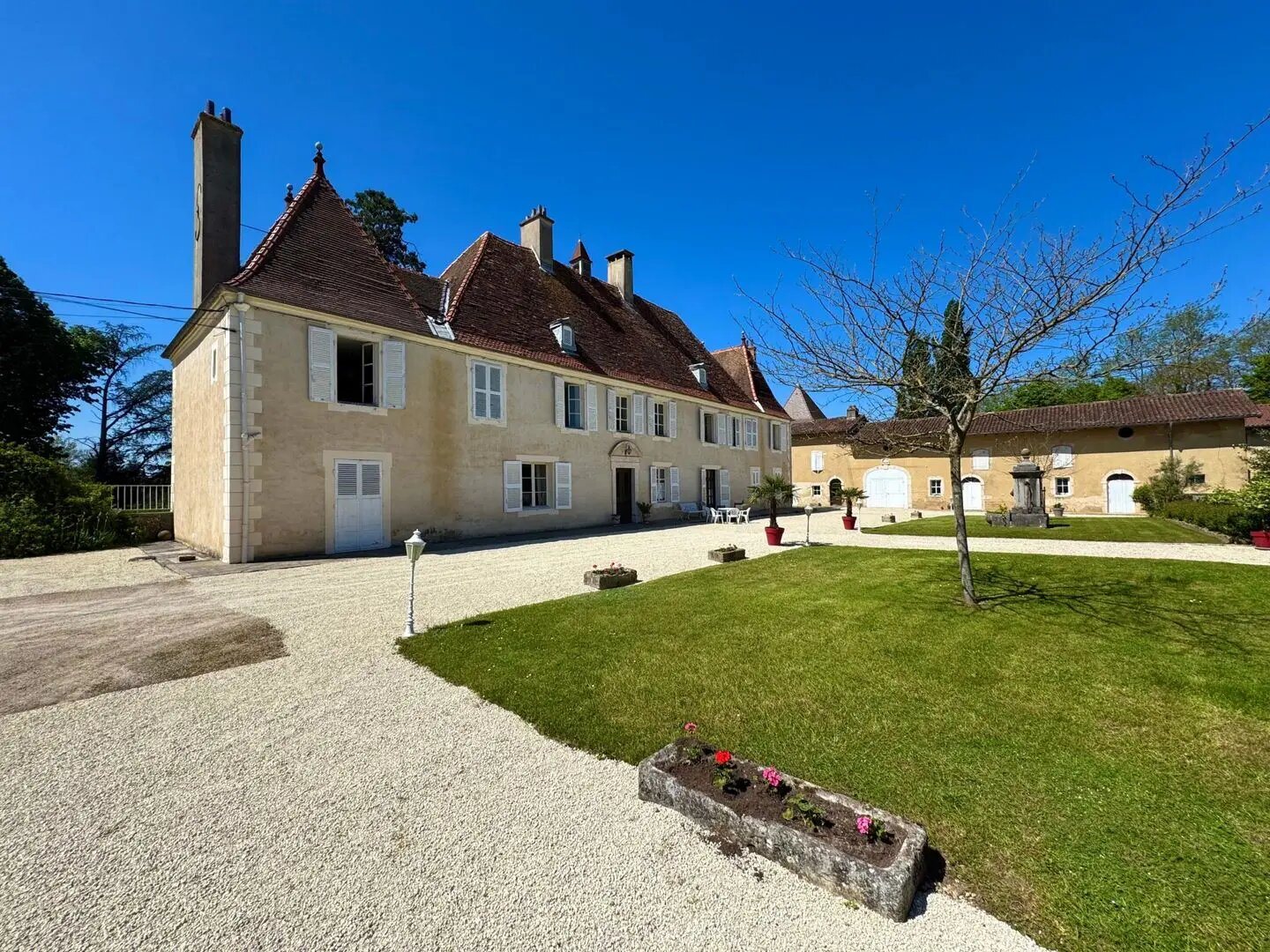 Maison à vendre, 380m², Bourg-en-Bresse