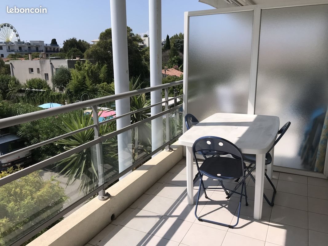 Appartement à louer, 28m², Saint-Laurent-du-Var
