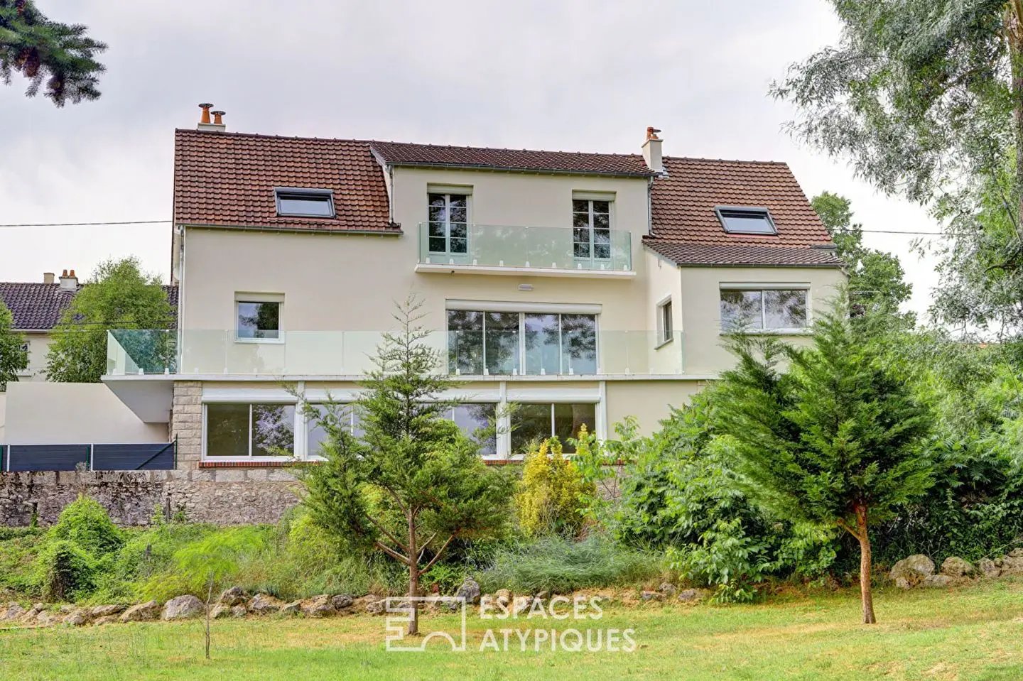 Maison à louer, 251m², Saint-Ay