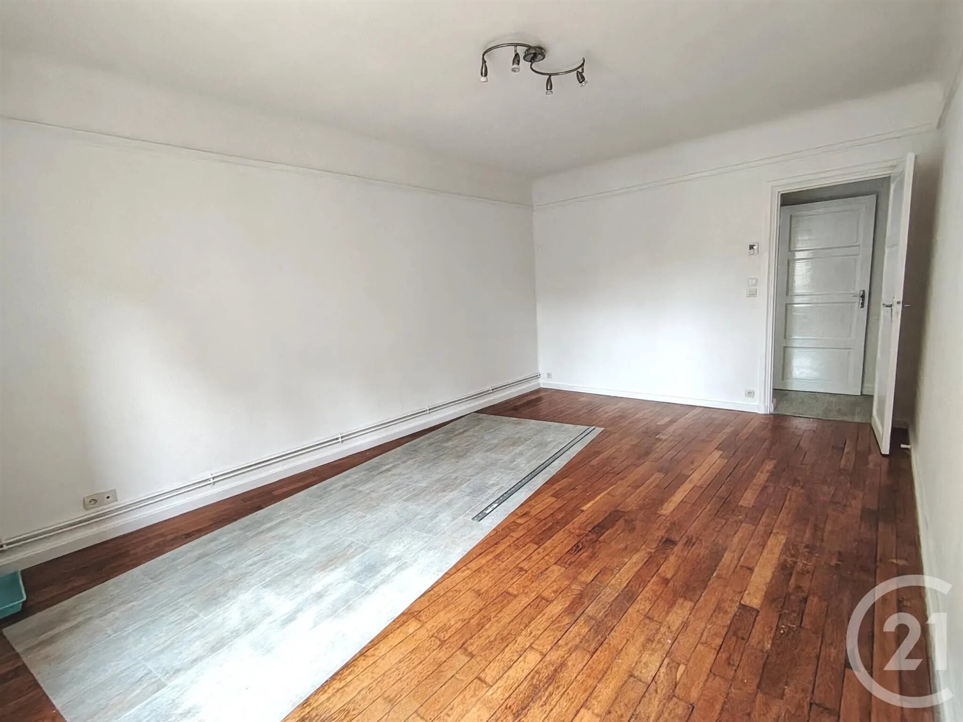 Appartement à louer, 60m², Falaise