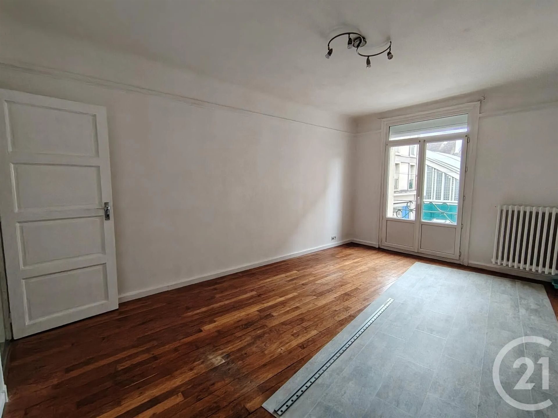 Appartement à louer, 60m², Falaise