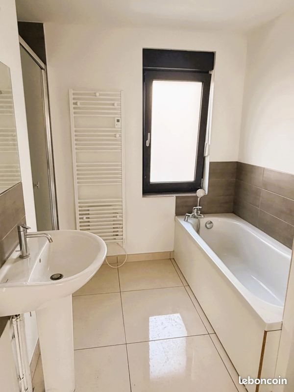Appartement à louer, 105m², Leers
