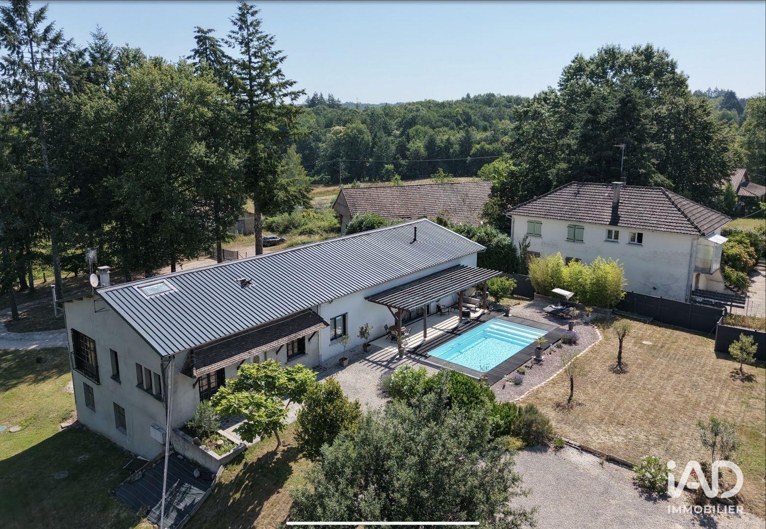 Maison à vendre, 240m², Abjat-sur-Bandiat
