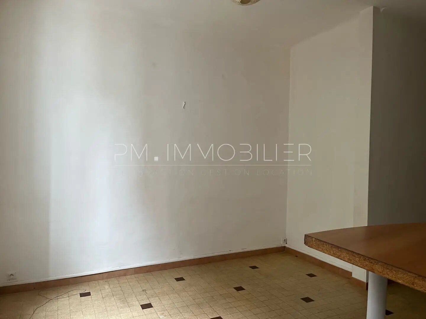 Appartement à louer, 31m², Marseille 8ème