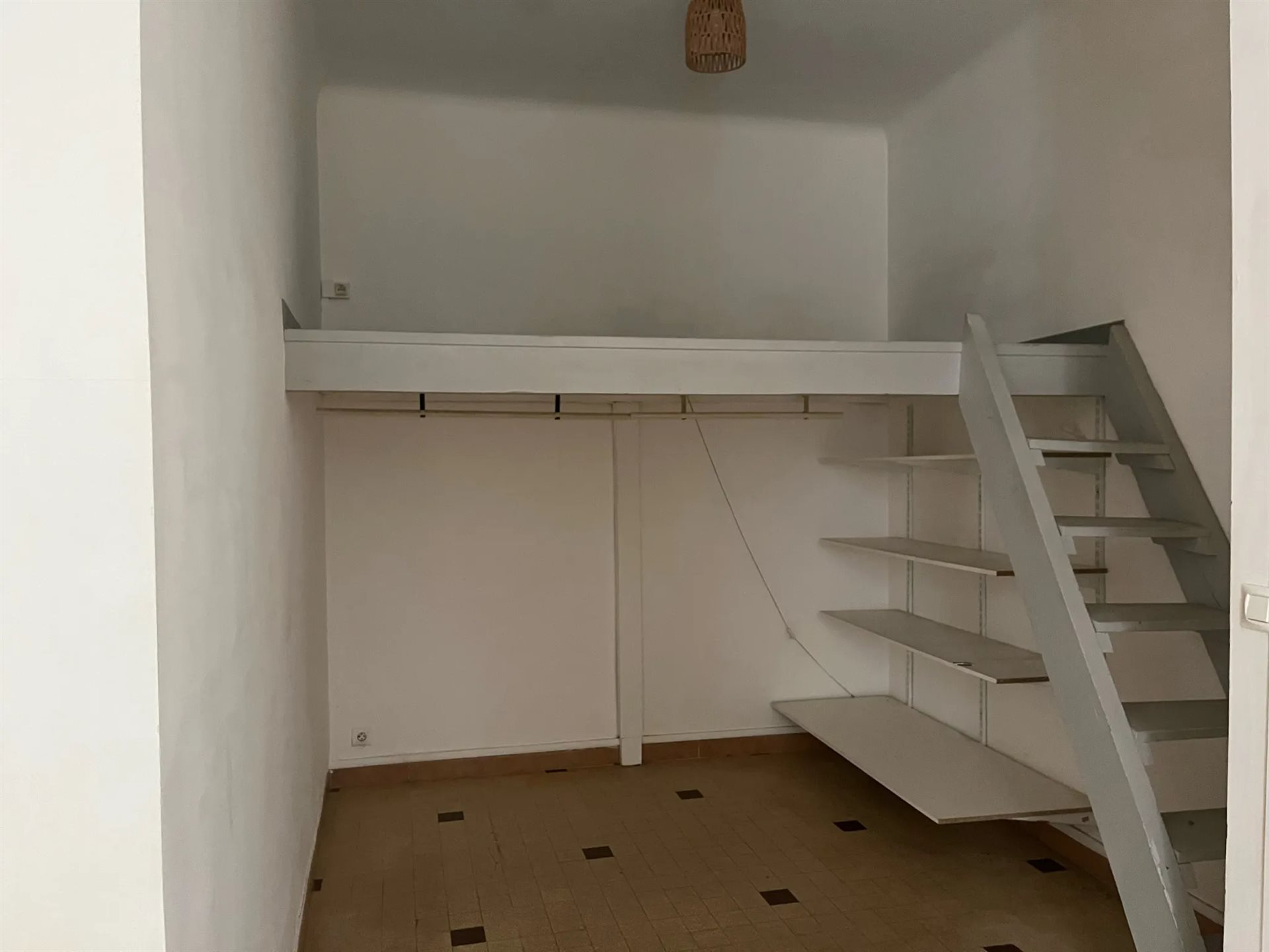 Appartement à louer, 31m², Marseille 9ème