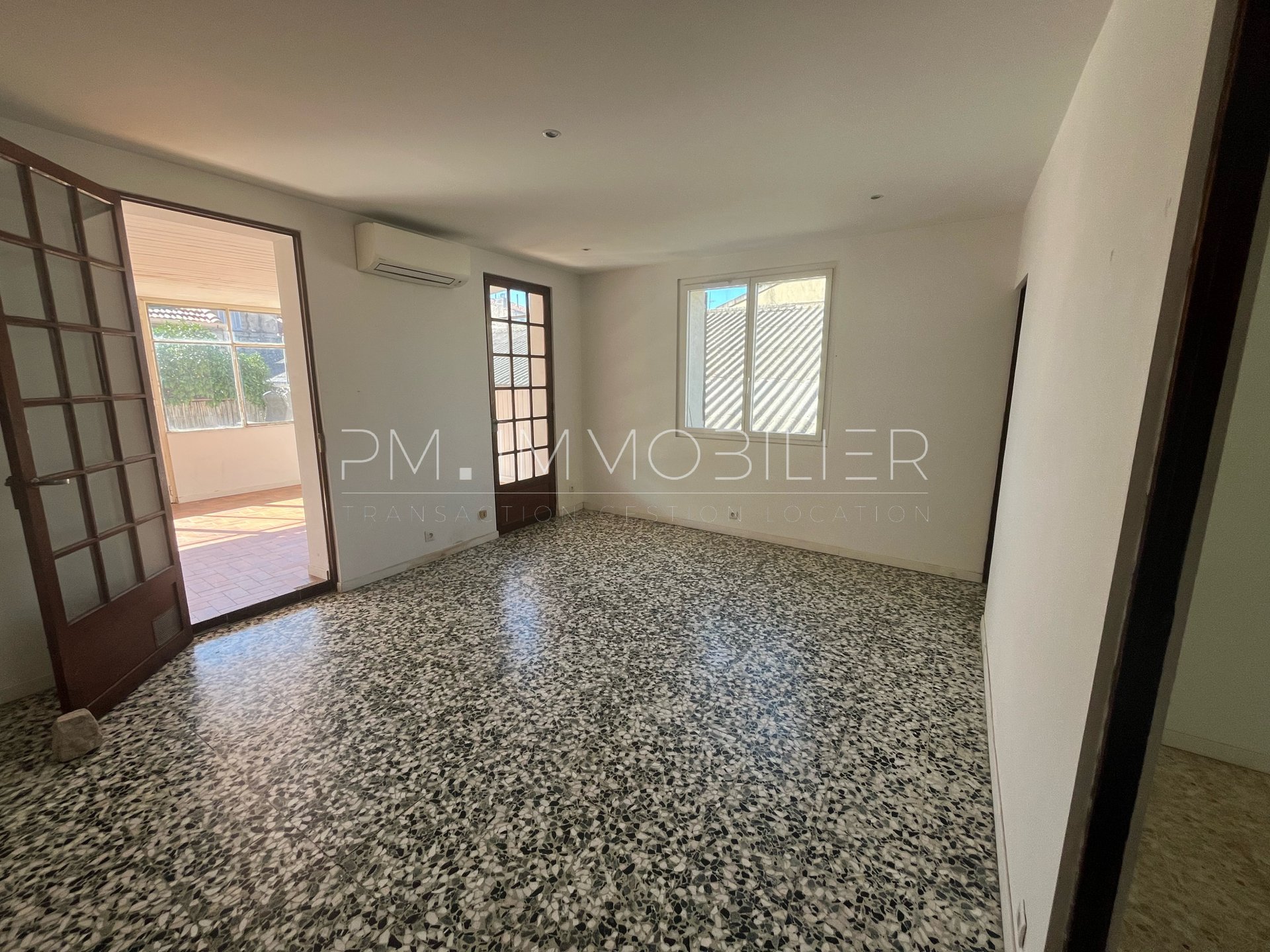 Appartement à louer, 34m², Marseille 8ème