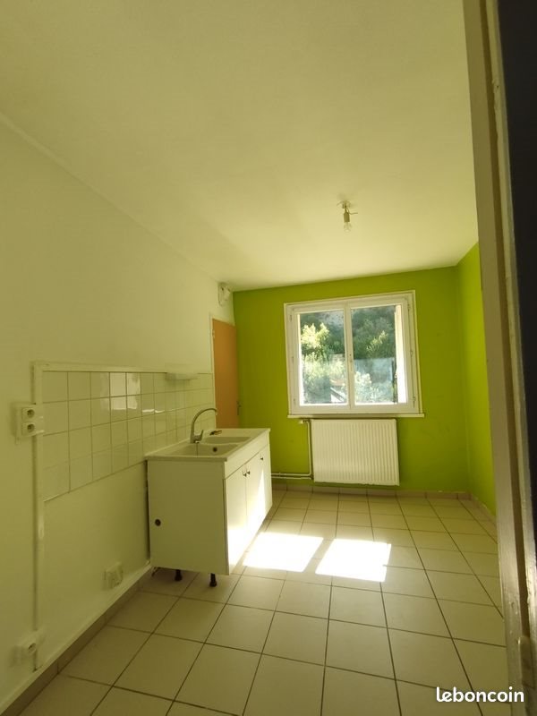 Appartement à louer, 65m², Moirans-en-Montagne