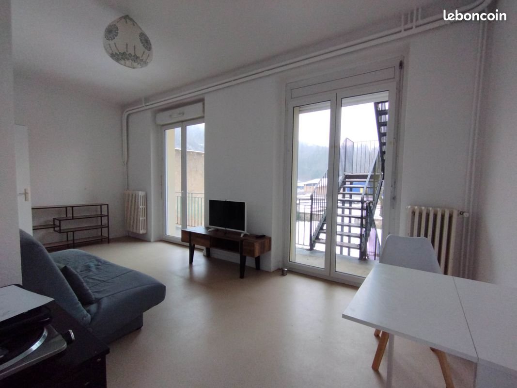 Appartement à louer, 26m², Moirans-en-Montagne