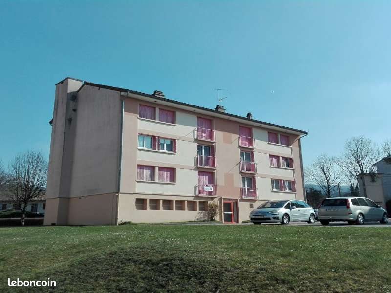 Appartement à louer, 81m², Arinthod